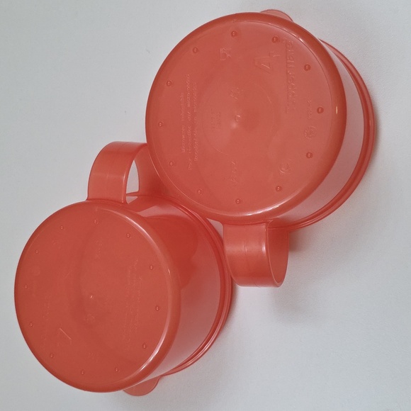 Tupperware Soup Mugs with Lids - Set Of 2 - Picture 3 of 7